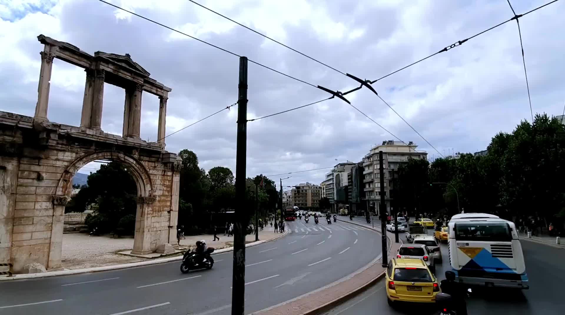 stadtrundfahrt-athen_010.mp4